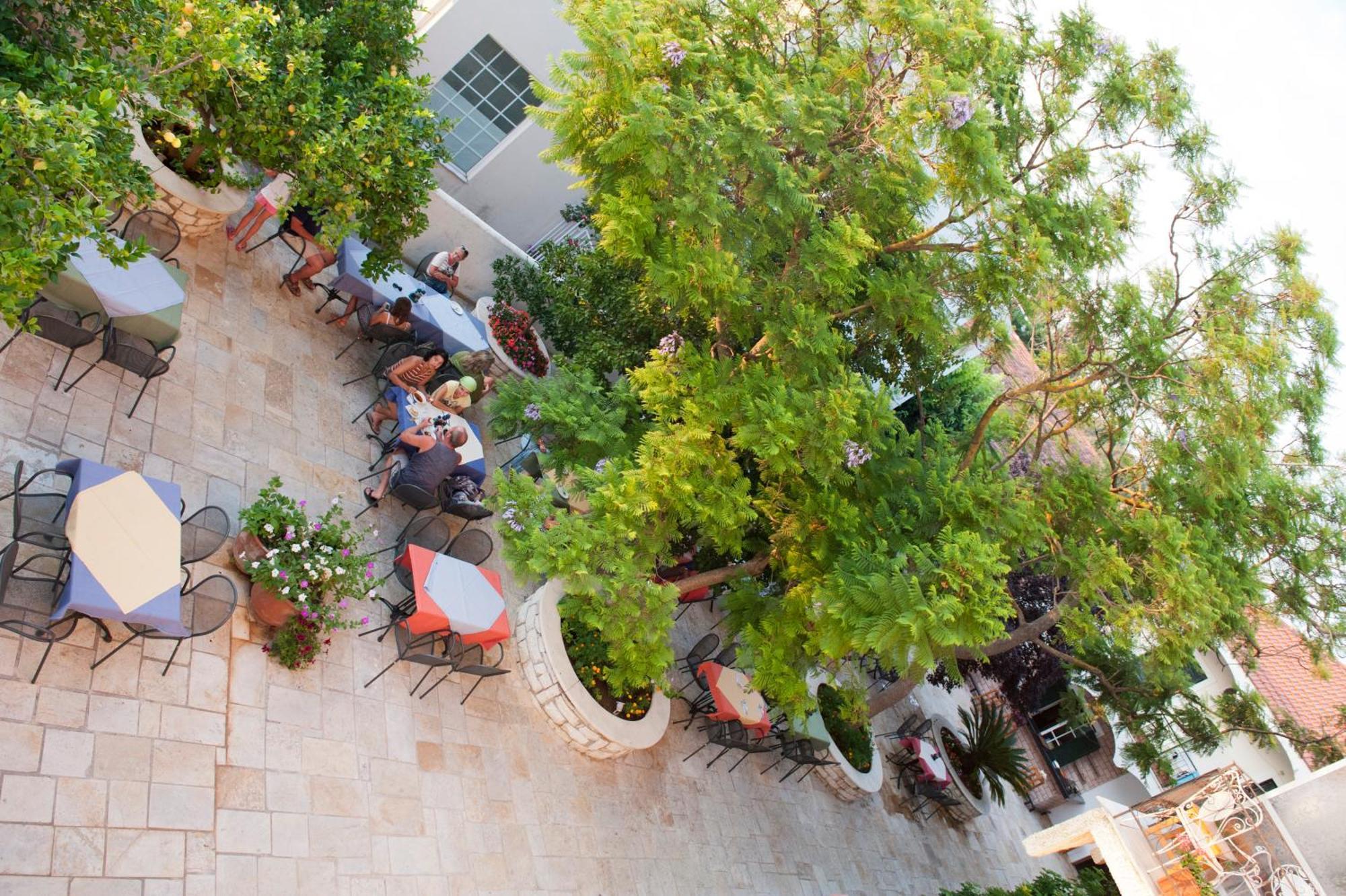 Marie Hotel Acharavi  Exterior photo