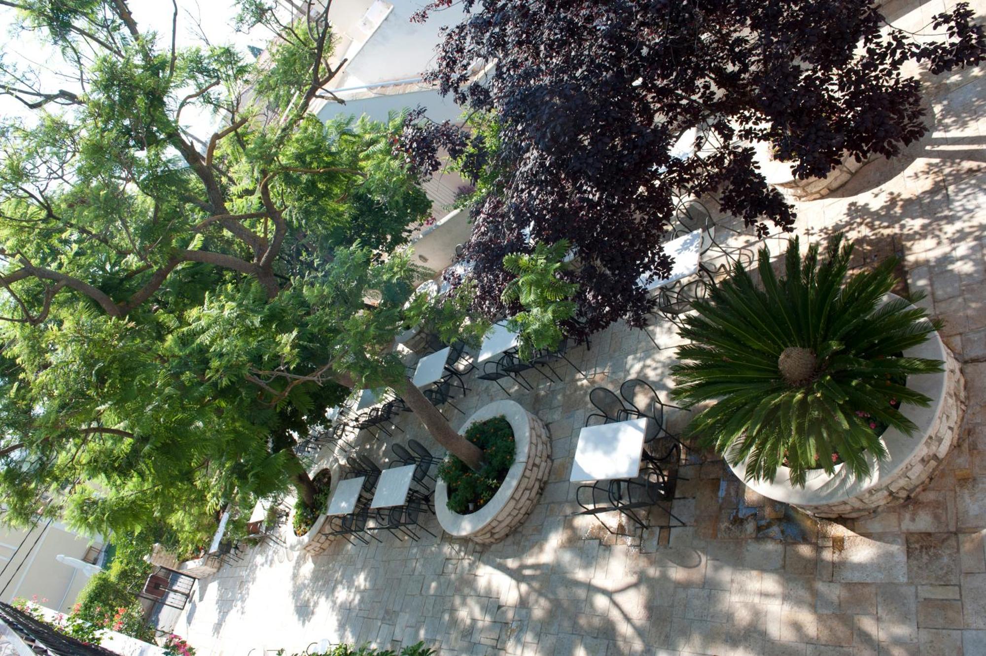Marie Hotel Acharavi  Exterior photo