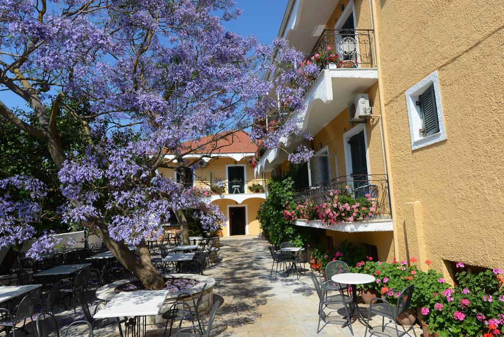 Marie Hotel Acharavi  Exterior photo