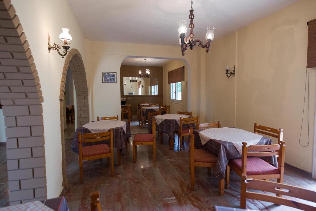 Marie Hotel Acharavi  Exterior photo